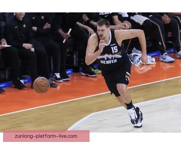 掘金主帅盛赞击败马刺堪称赛季代表作约基奇抛投手感火热近乎无解