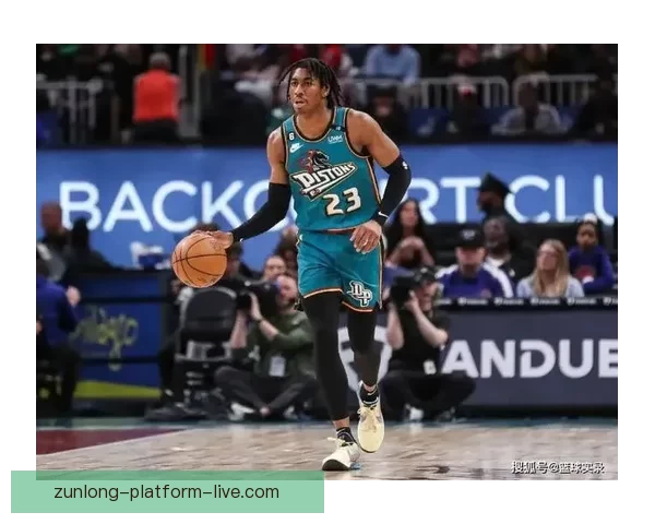 活塞主帅谈艾维：深知他经历的不易 NBA是职业体育中最包容的环境之一